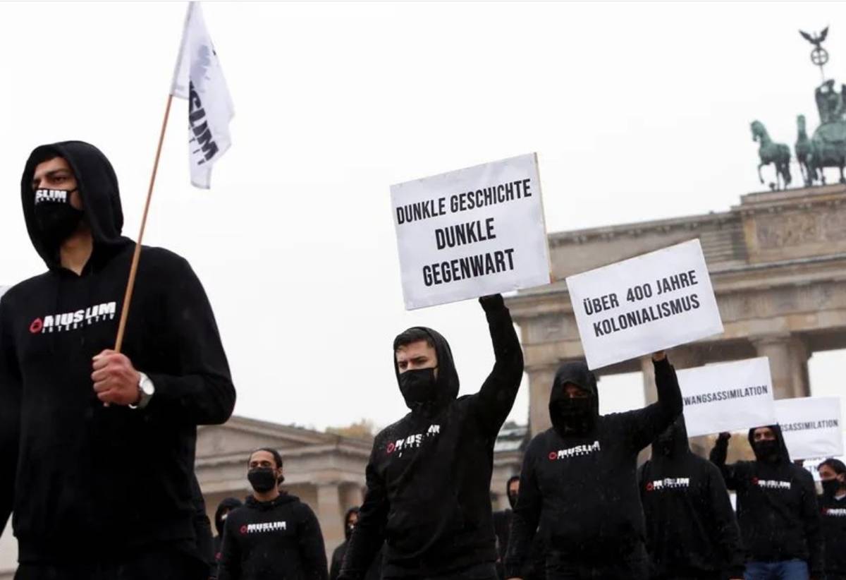 Alemanha bane grupo Muslim Interaktiv por propagar islã radical na web