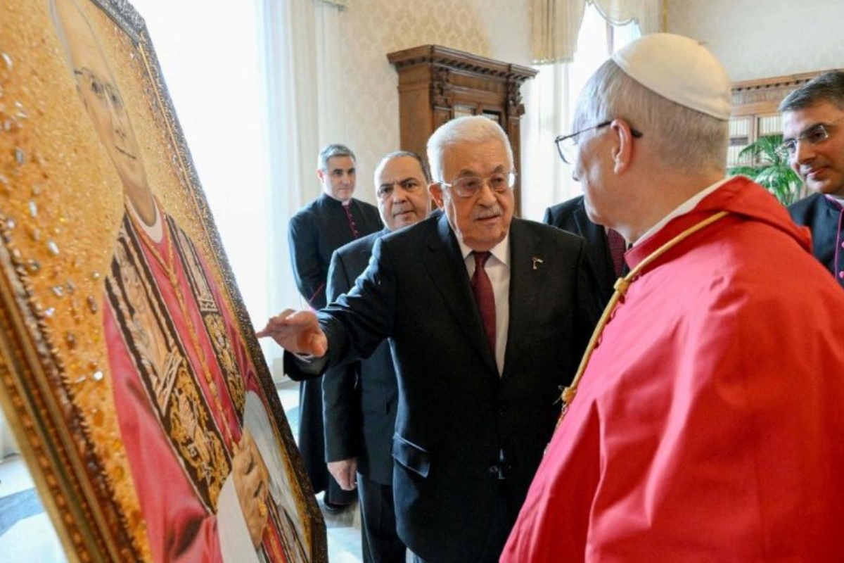 Papa Leão XIV se encontra com líder palestino e pede ajuda a Gaza