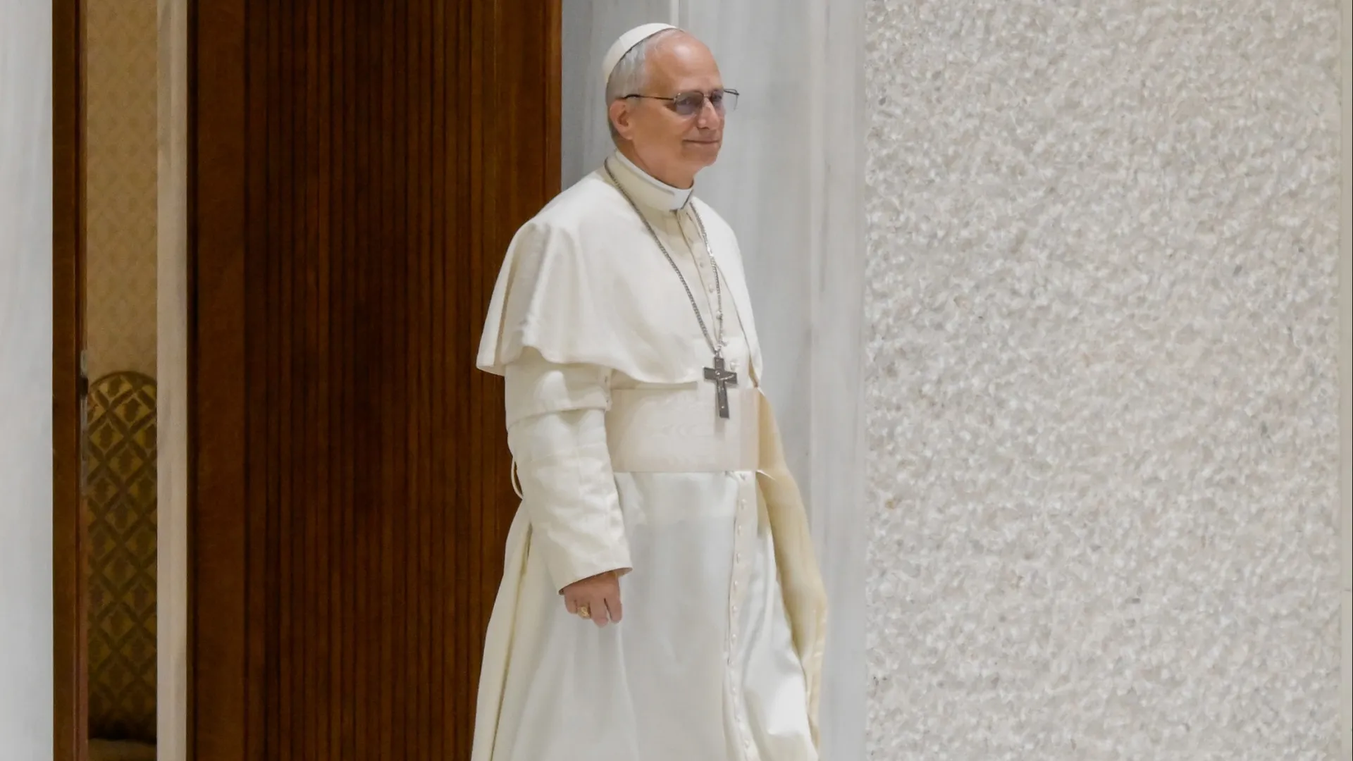 Papa e líder palestino discutem solução de dois Estados em 1º encontro