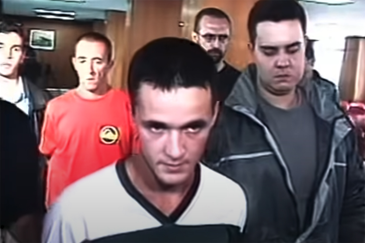 Irmãos Cravinhos chocam com vida fora da cadeia nas redes sociais