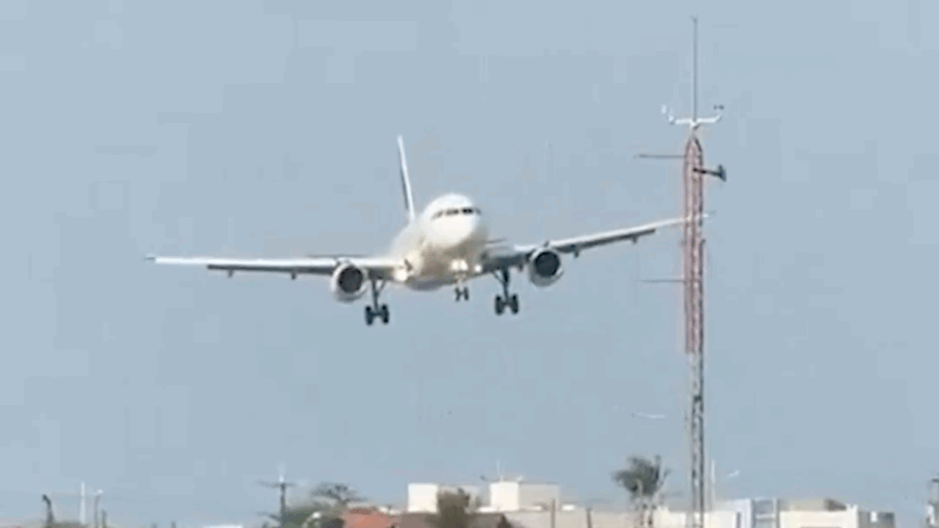 Avião pousa “de lado” por causa de ventos fortes em aeroporto de SC