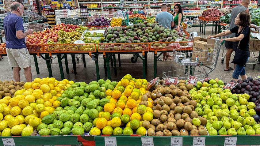 Inflação anual deve desacelerar e ser inferior a 4,8% em outubro