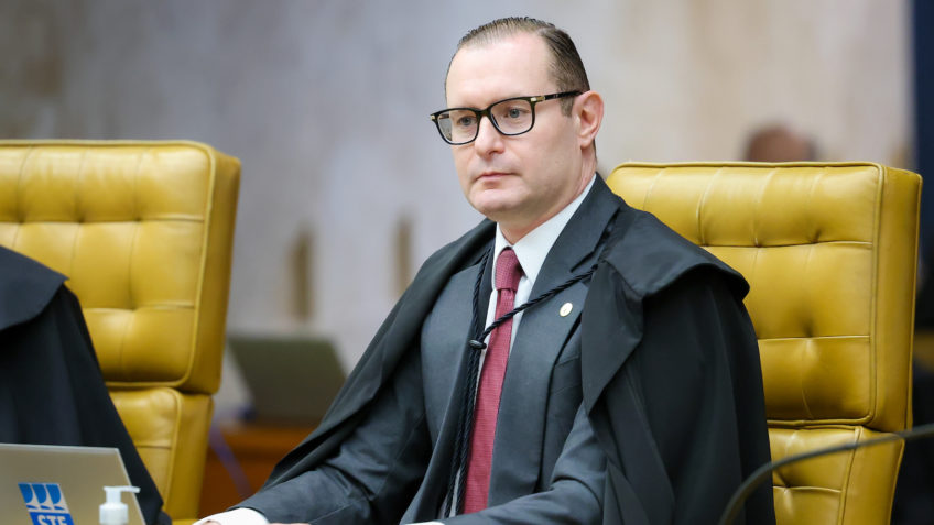 Zanin acompanha Moraes para que Tagliaferro se torne réu