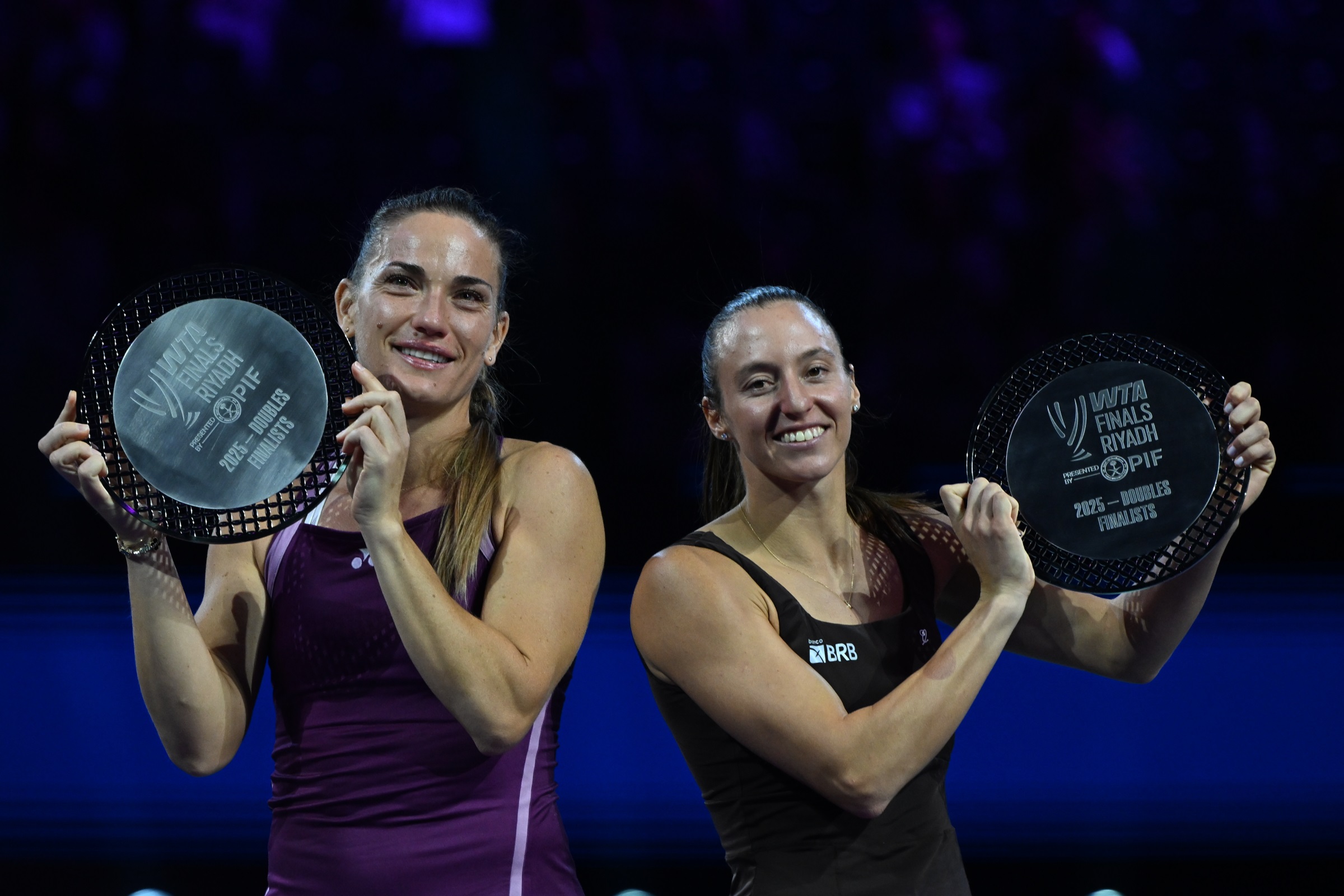 Tênis: Luisa Stefani fica com vice nas duplas do WTA Finals