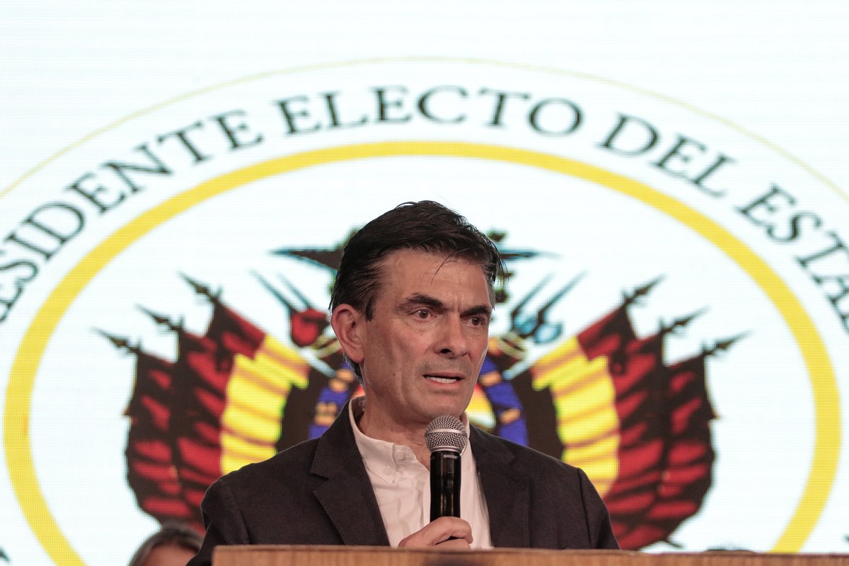 Novo presidente da Bolívia toma posse: “Nunca mais vamos nos isolar”