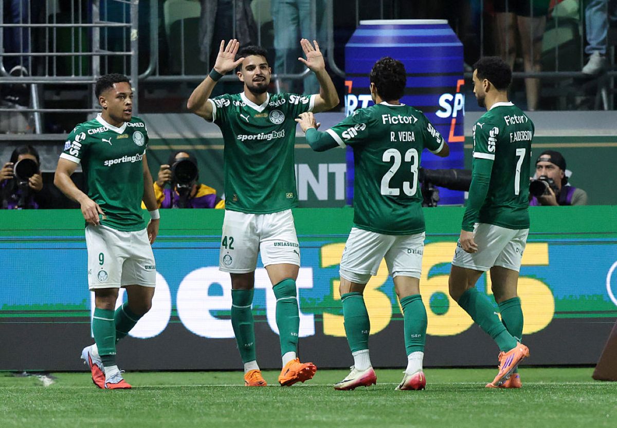 Briga no topo da tabela movimenta domingo do Brasileirão; veja jogos