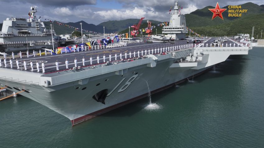 Veja a comparação entre os maiores porta-aviões de China e EUA