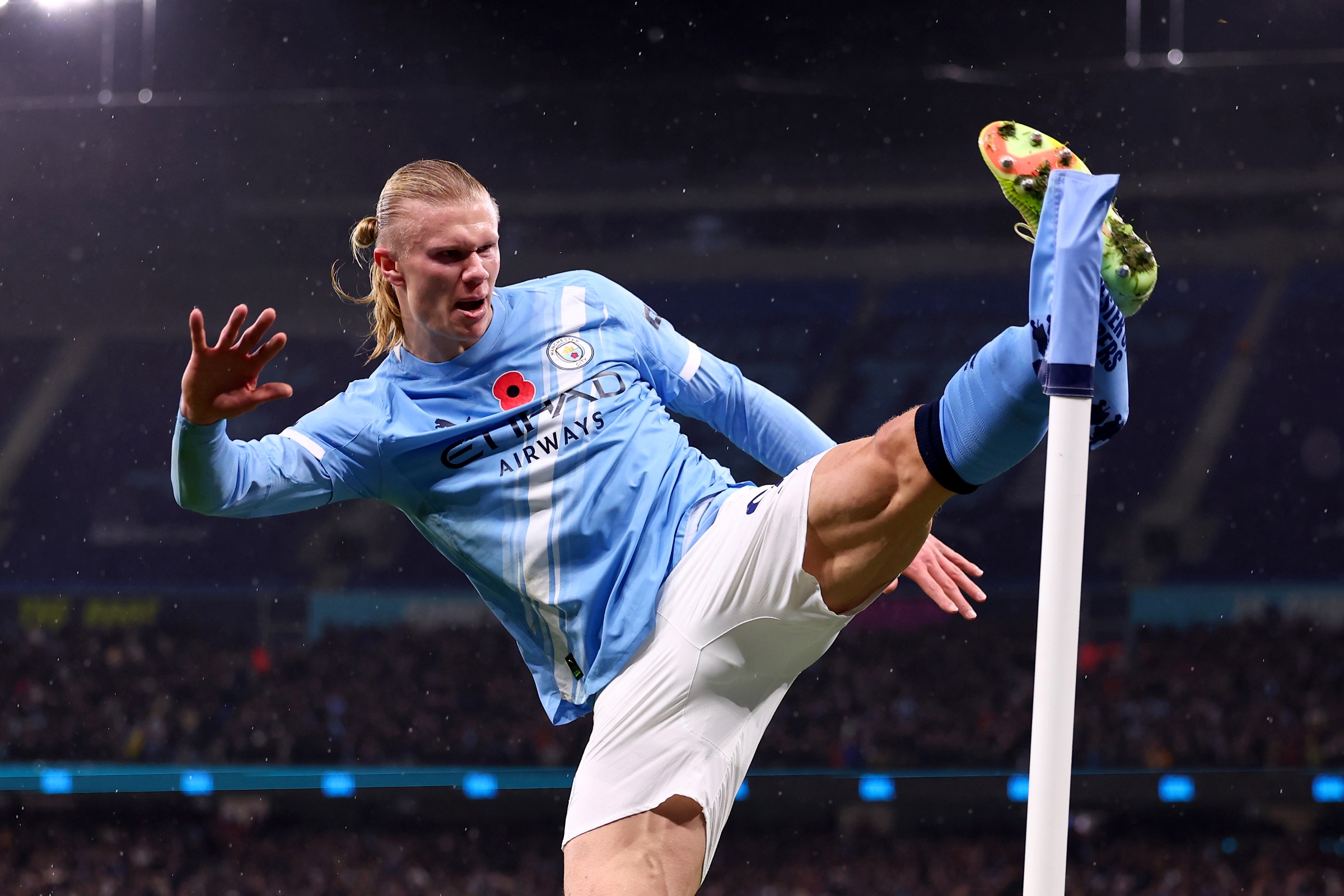 City vence Liverpool por 3 x 0 e Haaland fica perto de marca histórica