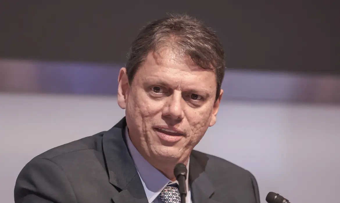 Consórcio Acquavias vence leilão de balsas em São Paulo