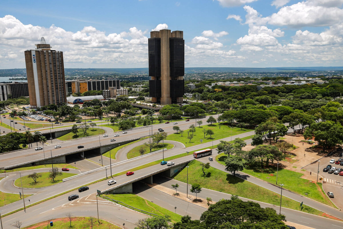 Inflação mais controlada pode pressionar BC a cortar juros