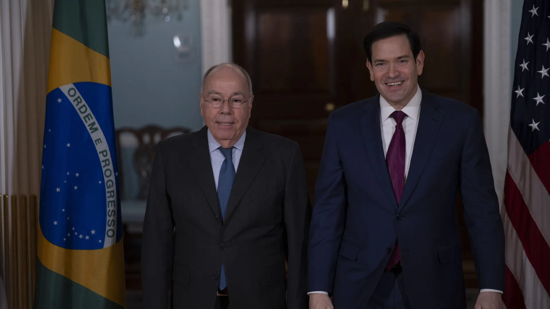 EUA prometem resposta em até 30 dias sobre acordo comercial com Brasil