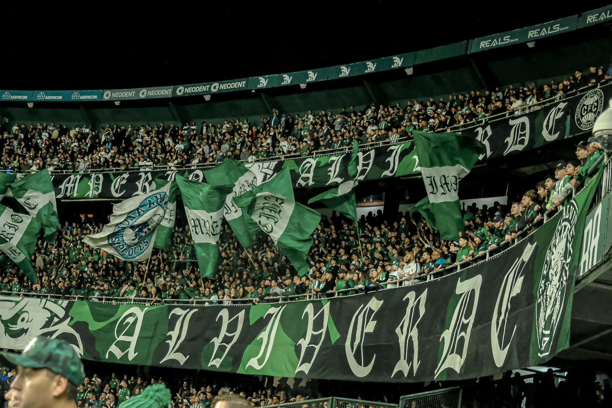 Coritiba pode garantir título da Série B e acesso à elite neste sábado