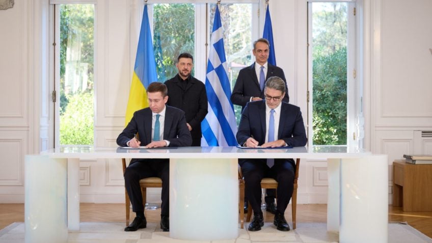 Ucrânia acerta envio de gás pela Grécia para o inverno