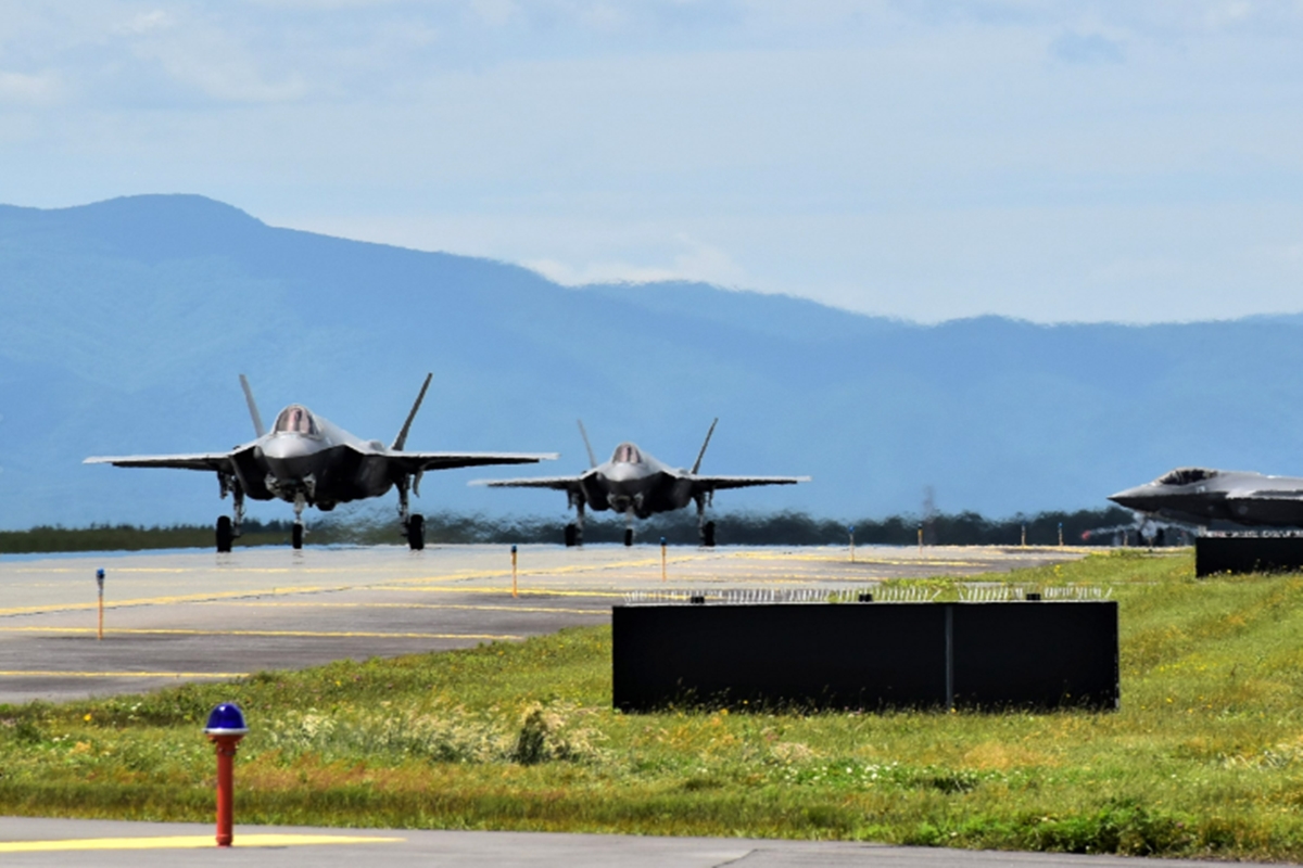 Japão envia caças após detectar drone chinês perto de Taiwan