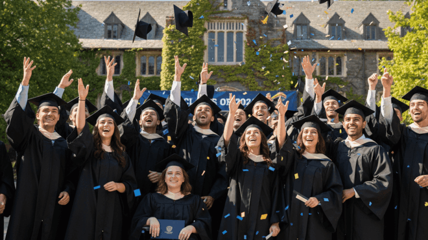 Matrículas de novos estudantes internacionais nos EUA caem 17%