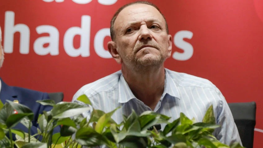 "Brasil não precisa de um CEO, precisa de um líder", diz Edinho Silva