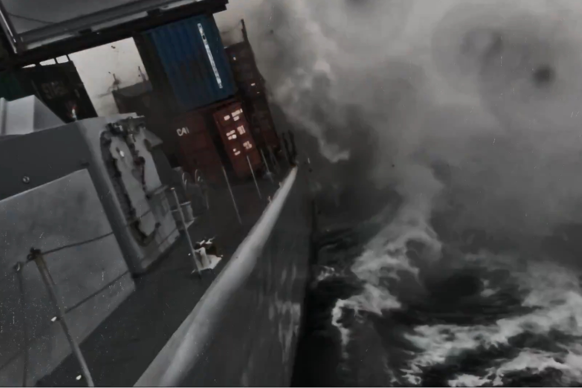 Otan afunda navio com torpedo em exercício militar no mar da Noruega