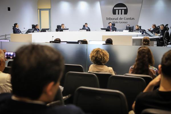 TCE-MT determina ampliação da transparência e revisão de processos da Dívida Ativa do Estado