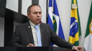 Vereador Dilemário sai em defesa dos agentes de endemias