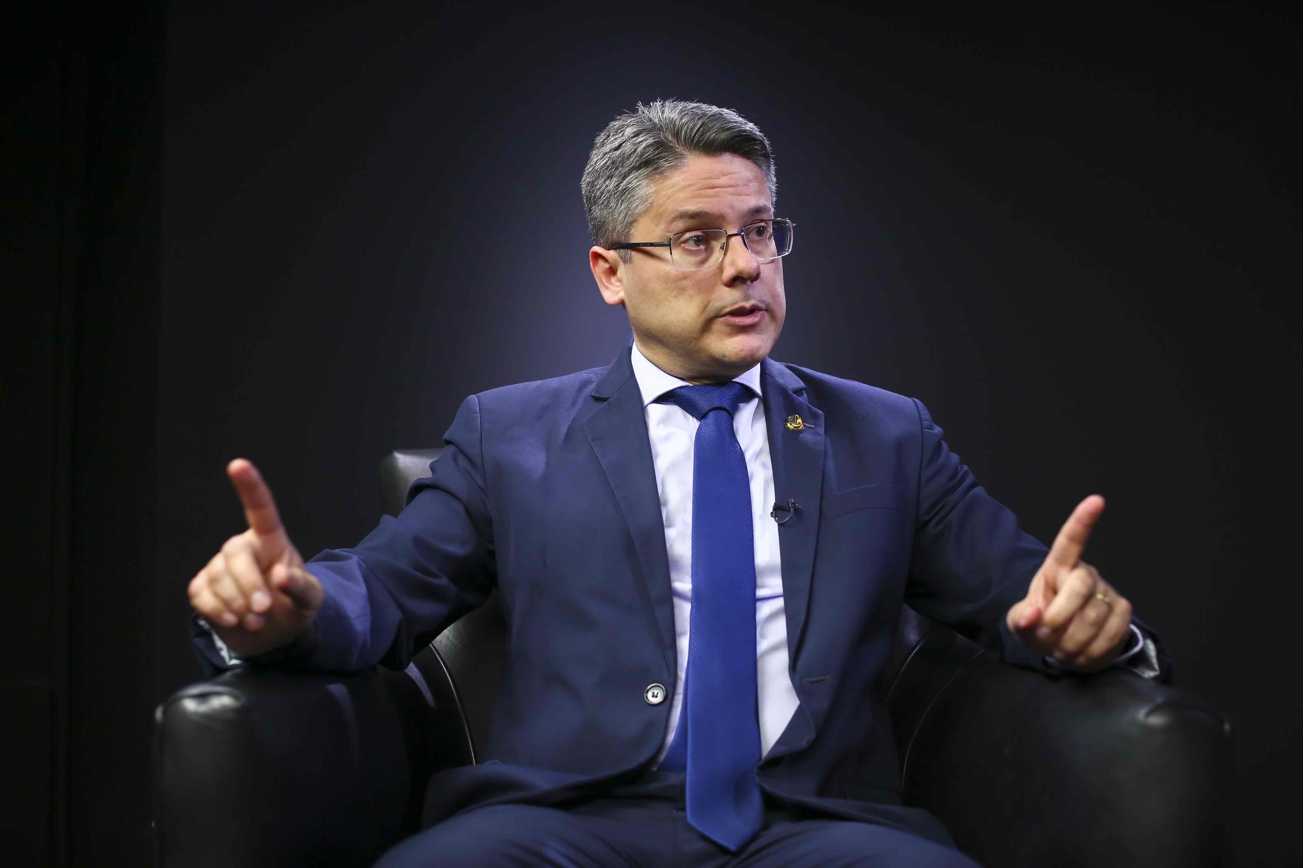 Relator do PL Antifacção no Senado já elogiou proposta de Derrite