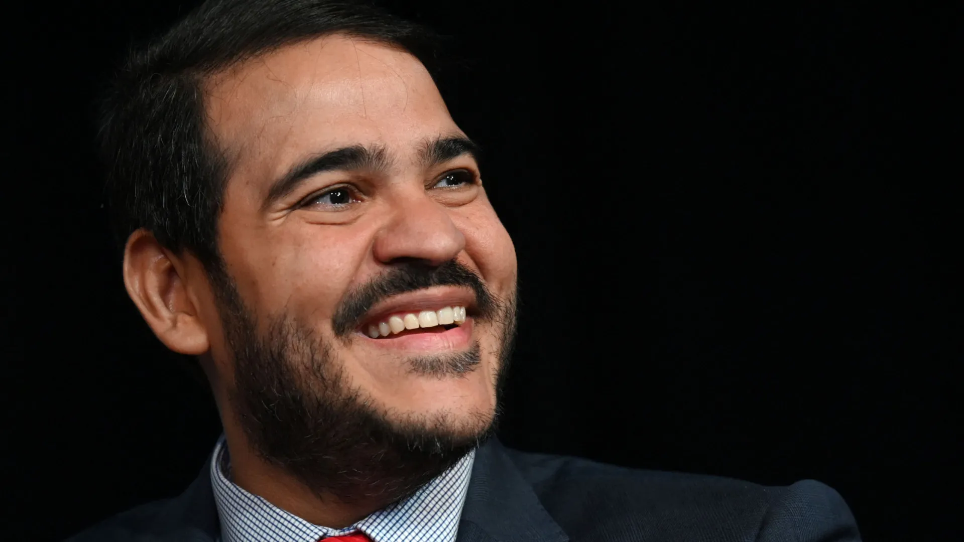 Lula indica Jorge Messias para vaga no STF e contraria alas do Senado e do tribunal