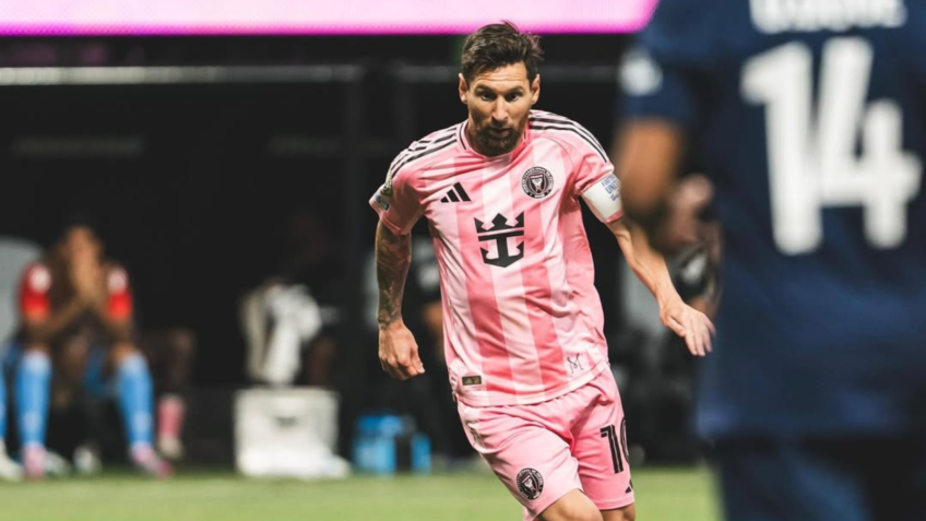 Partido Democrata recorre a Messi em reação a jantar de Trump com CR7