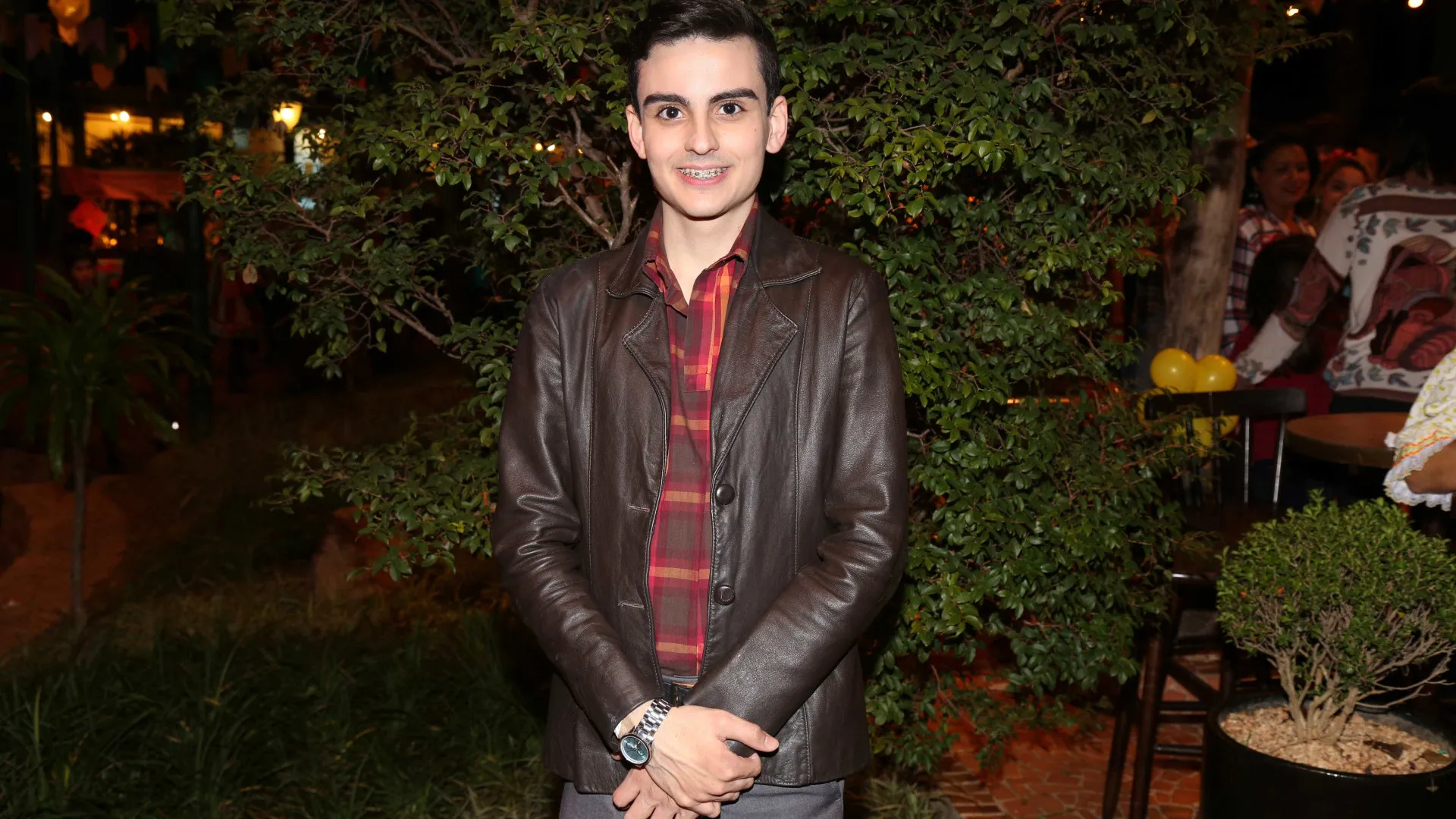 A Fazenda 17: Direção investiga se Fabiano 'dopou' Dudu em festa