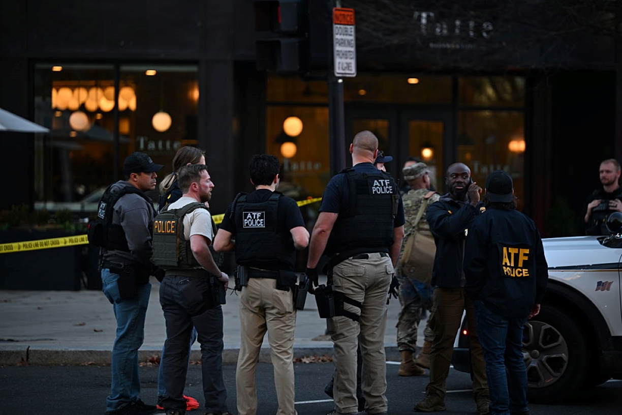 EUA: governador volta atrás após divulgar morte de guardas em tiroteio