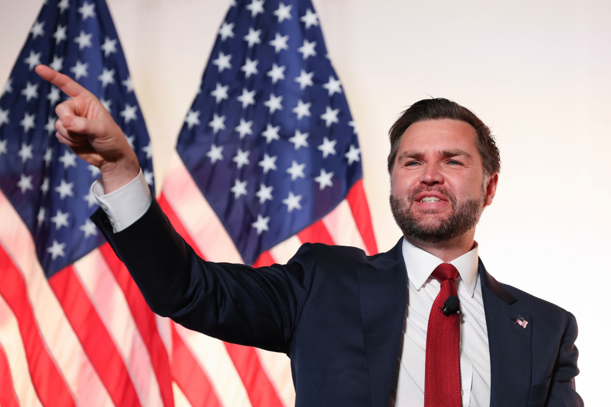 Vice de Trump reage a tiroteio perto da Casa Branca: “Sombrio”