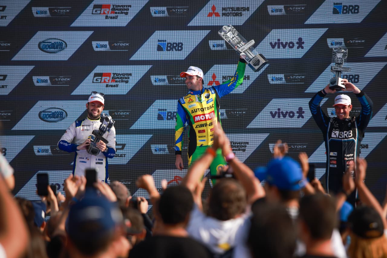 Stock Car: Nelson Piquet Jr. domina de ponta a ponta e vence prova