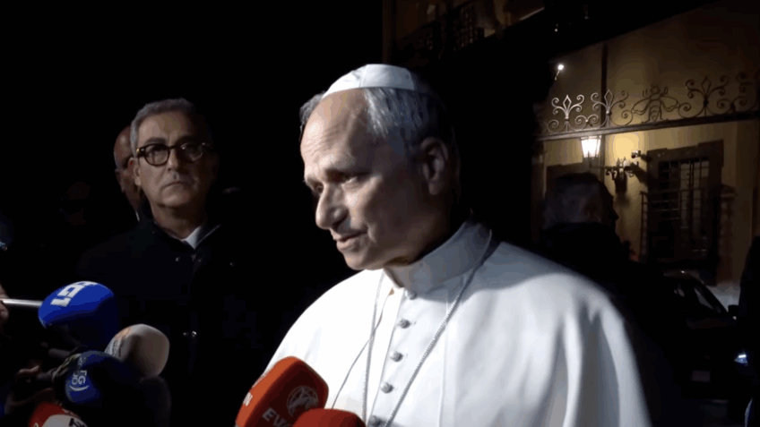 Papa diz que Estado palestino é "única solução" contra guerra