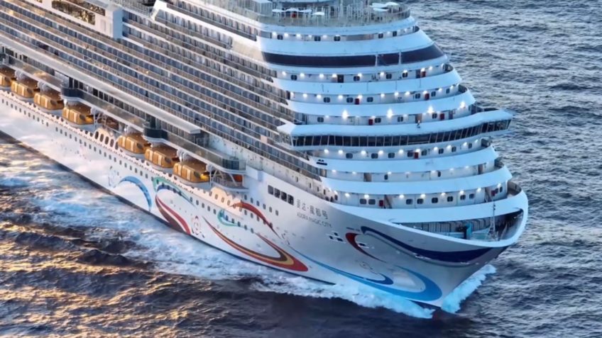 Empresa de cruzeiros da China cancela rotas para o Japão