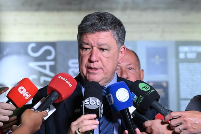 Presidente da CPI do INSS quer prorrogar trabalhos por mais 60 dias