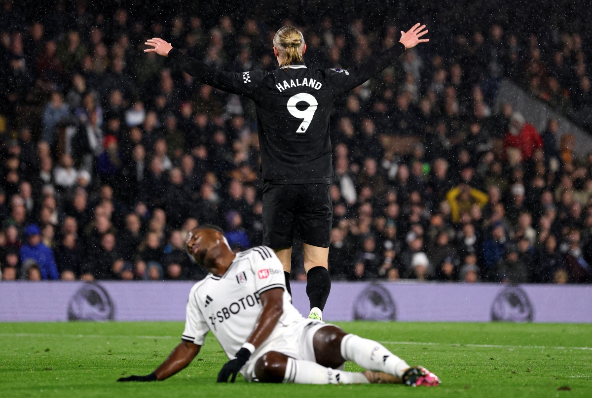 Haaland marca, Manchester City vence Fulham e segue na vice-liderança