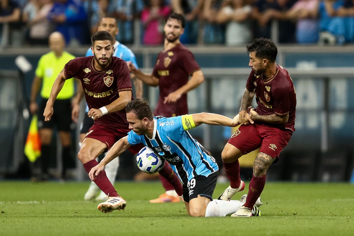 Brasileirão: Soteldo brilha e Fluminense derrota Grêmio na Arena