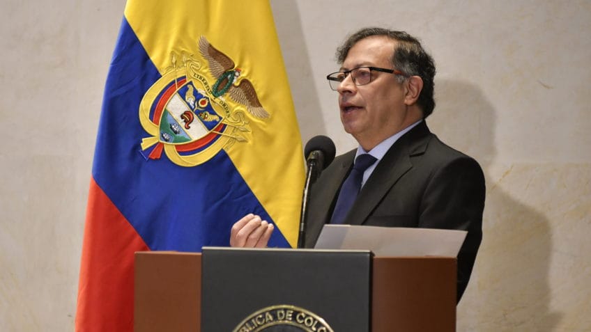 Petro reage a Trump e fala em ameaça à soberania