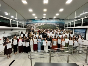 Maysa Leão realiza solenidade em homenagem à Rede de Enfrentamento à Violência contra Crianças e Mulheres