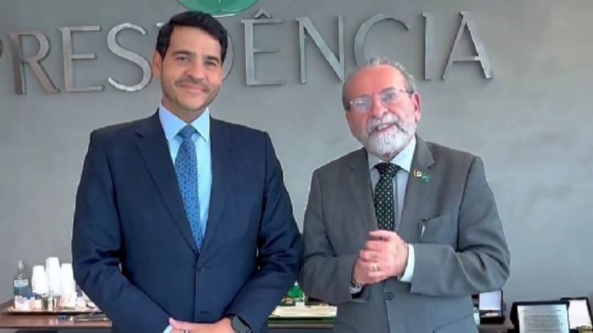 Messias recebe apoio do Conselho Federal de Medicina