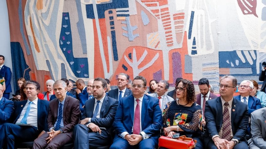 Conselhão apresenta propostas e setor privado critica juros