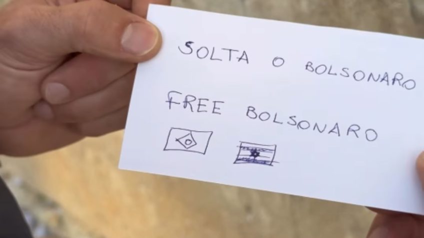 Eduardo Bolsonaro pede no Muro das Lamentações: “Solta o Bolsonaro”