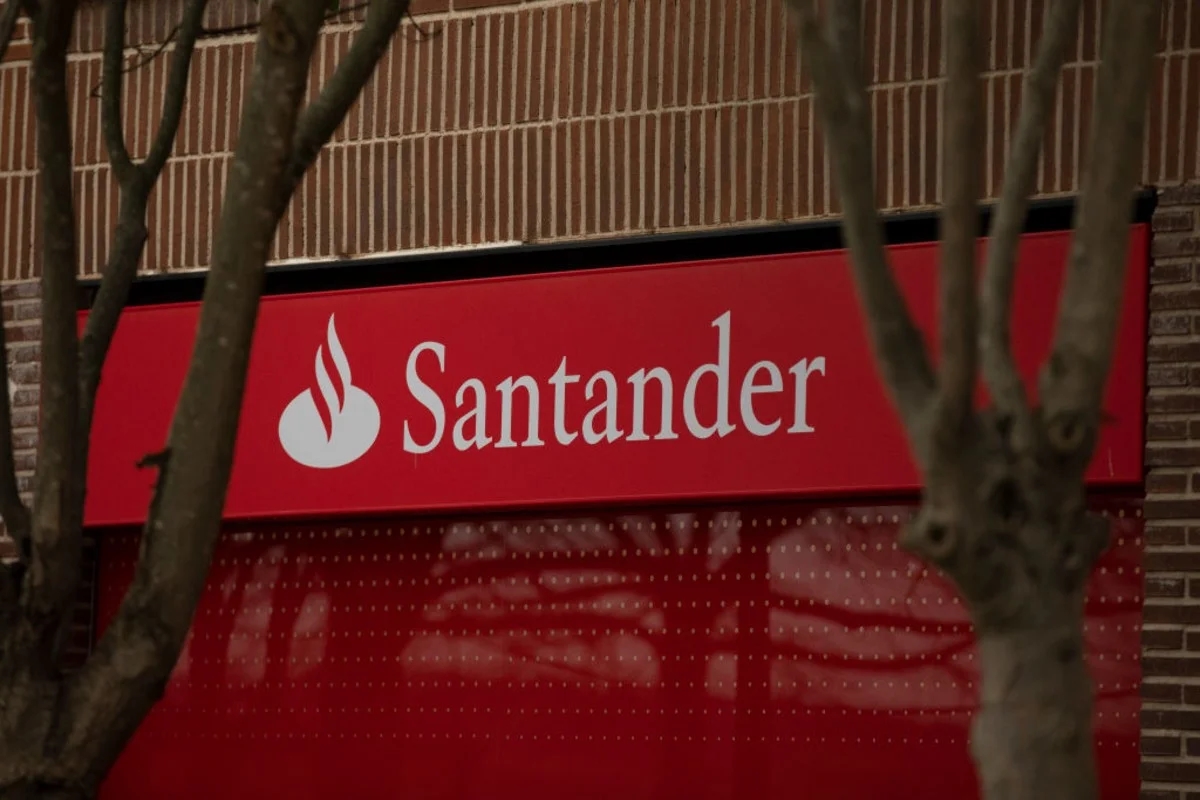 Usuários reclamam de dificuldade para acessar aplicativo do Santander