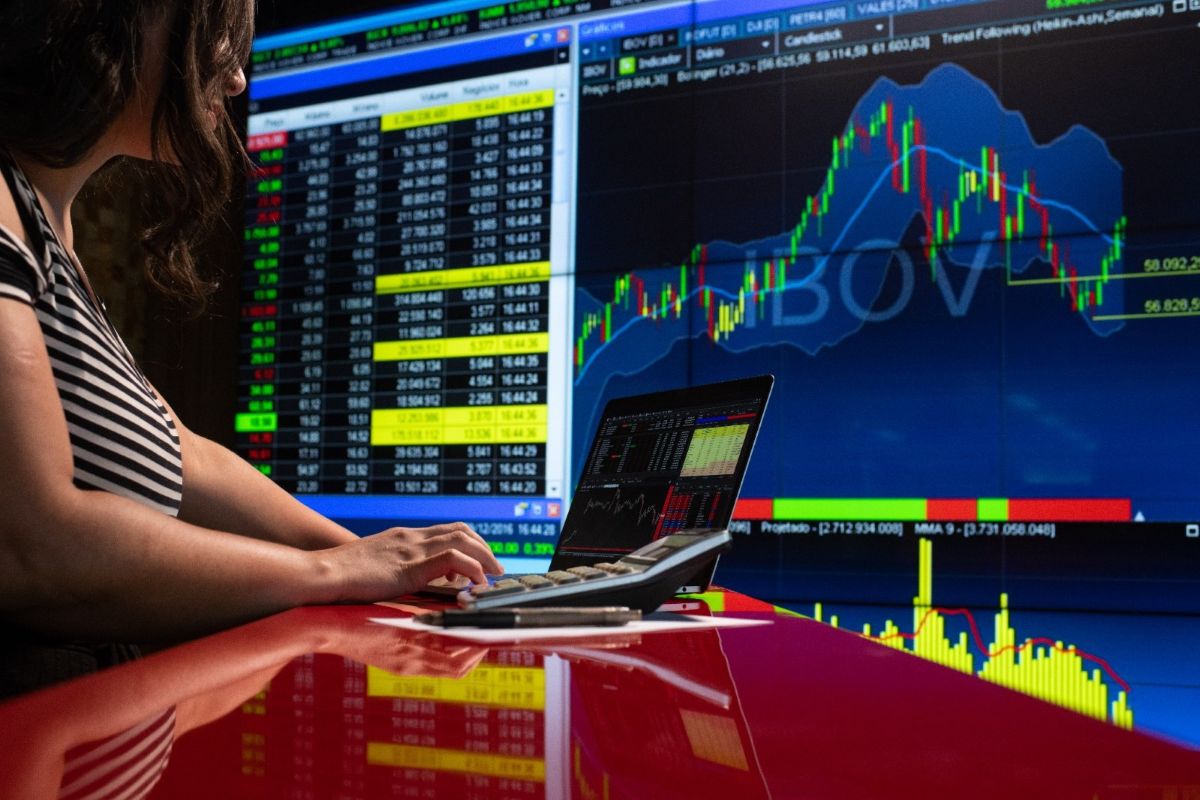 Efeito Flávio: Bolsa cai R$ 182,7 bilhões em um dia. Veja maiores perdas