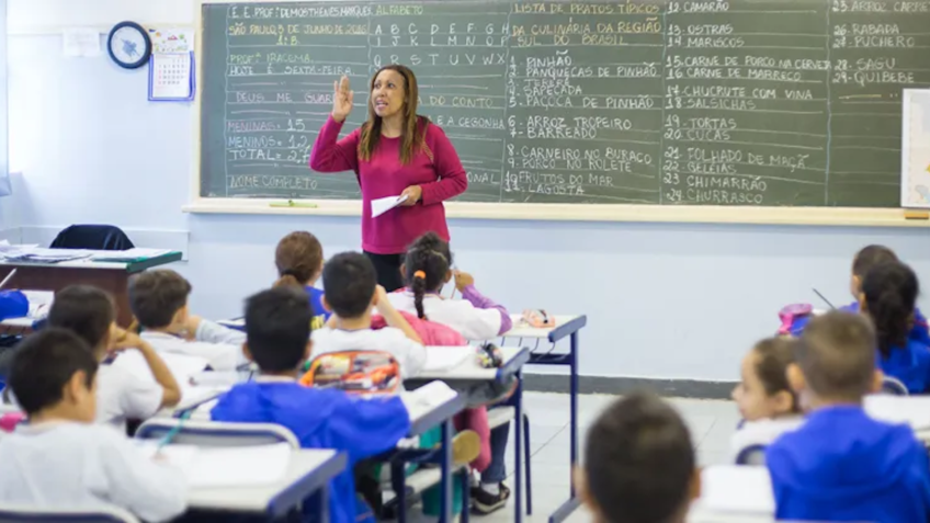 Novo PNE é “vago” e ignora validação científica, dizem especialistas