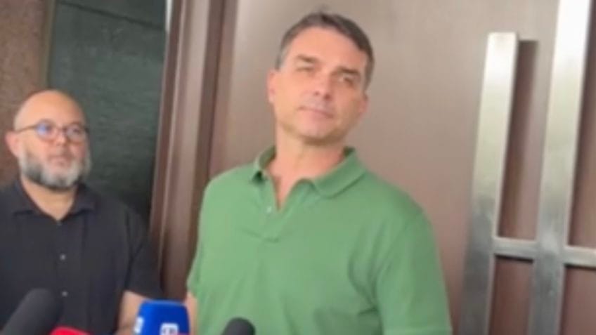 Flávio admite chance de não ir até o fim com candidatura: “Tenho um preço”