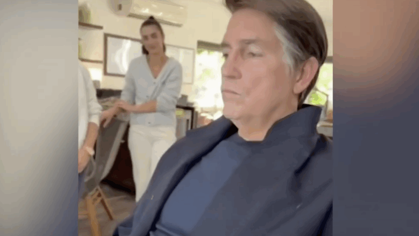 Veja Jim Caviezel caracterizado para interpretar Bolsonaro em filme