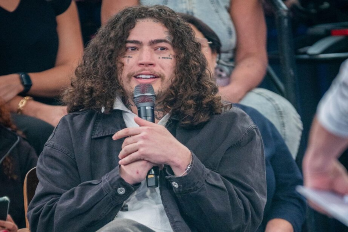 Whindersson conta sobre homem que o deixou emocionalmente “mexido”