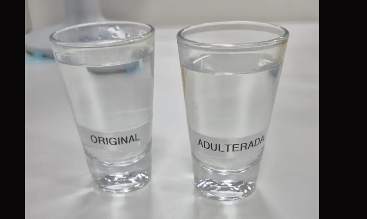 Saúde encerra sala que monitorava casos de intoxicação por metanol