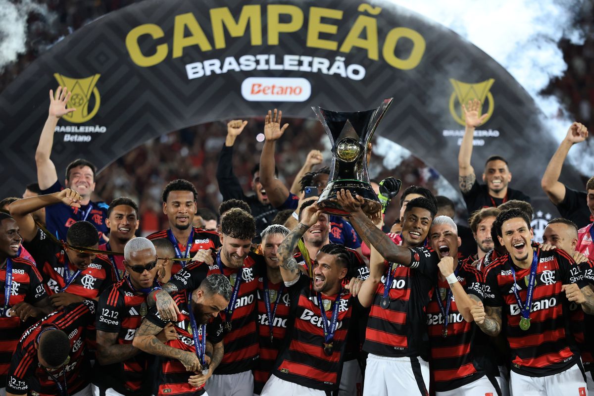 Flamengo alcança maior saldo de gols no Brasileirão com 20 clubes