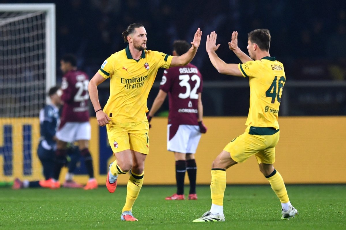 Campeonato Italiano: Milan vira contra o Torino e assume a liderança