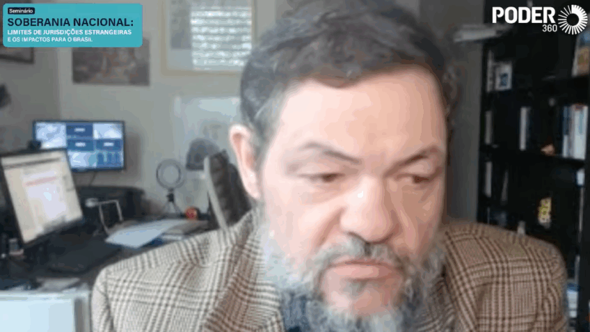 Brasil pode viver caos federativo, diz professor sobre imunidade no exterior